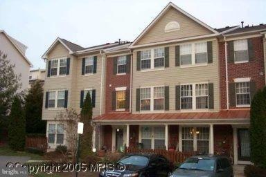 9203 Deer Crossing unit 42, Lorton, VA 22079 - photo 1