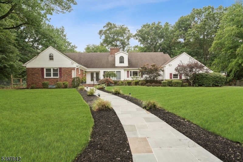 1880 Winding Brook Way, Scotch Plains, NJ 07076 - photo 1