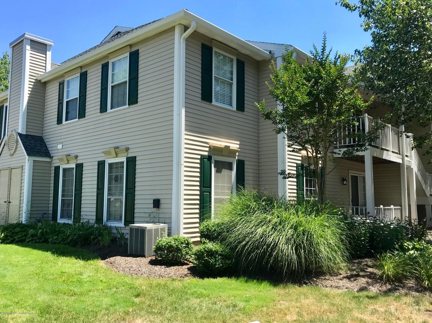 89 Players Cir, Tinton Falls, NJ 07724 - photo 1