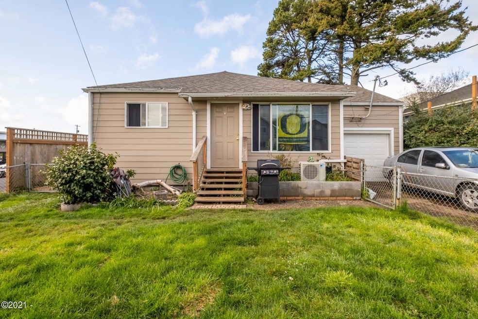 205 SE 1st St, Newport