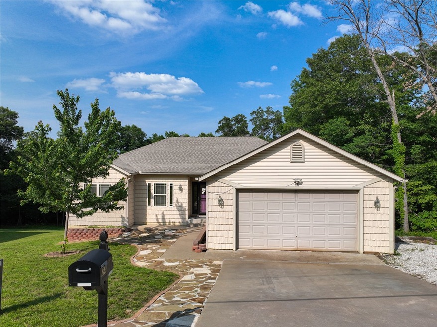 24 Woodbridge Dr, Bella Vista, AR 72714 - photo 1