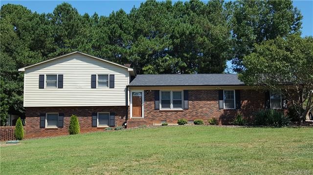 2104 Reepsville Rd, Lincolnton, NC 28092 - photo 1