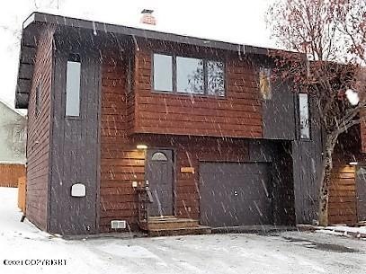 1910 Stonegate Cr.