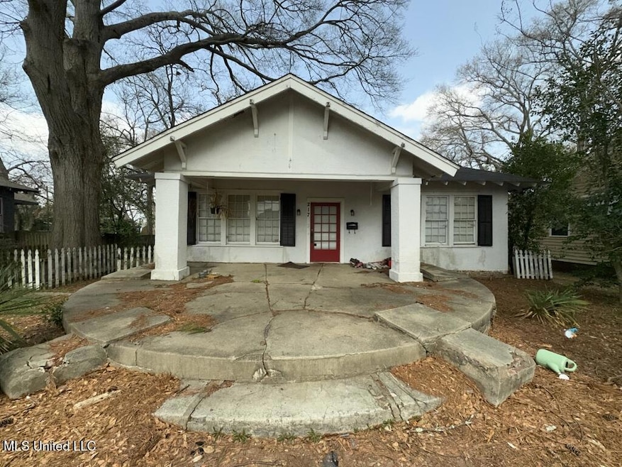 217 E Center St, Canton, MS 39046 - photo 1