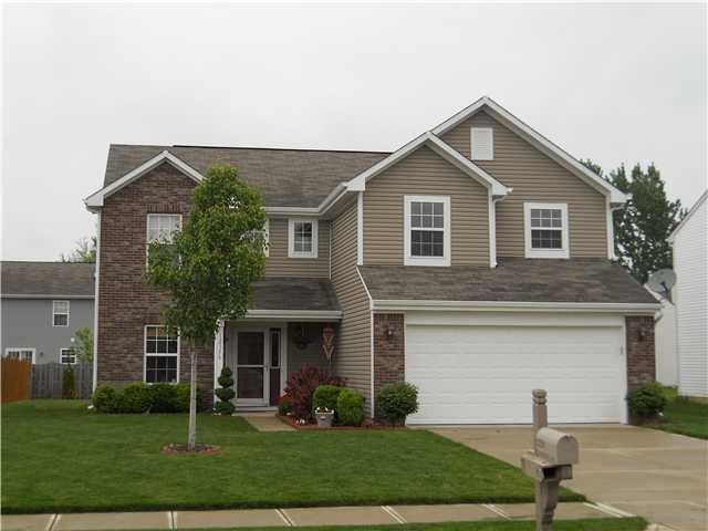 12356 Quarterback Ln, Fishers, IN 46037 - photo 1