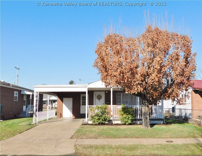 519 24th St, Dunbar, WV 25064 - photo 1