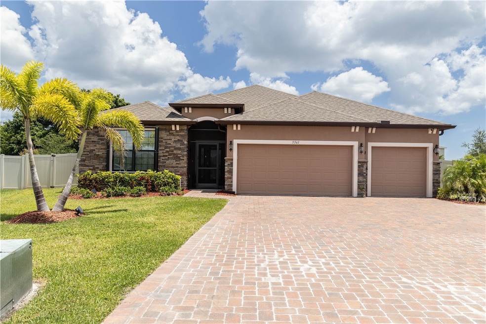 For Sale $674,900 • Co-Listing Agent