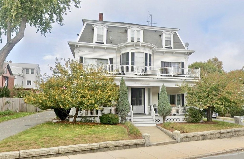 11 New Ocean St unit 4, Lynn, MA 01902 - photo 1