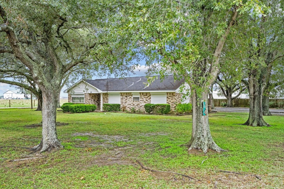 8627 Padon Rd, Needville, TX 77461 - photo 1