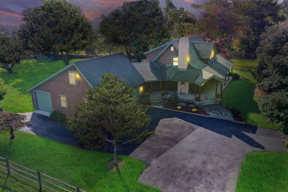 156 Touisset Rd, Warren, RI 02885 - photo 1