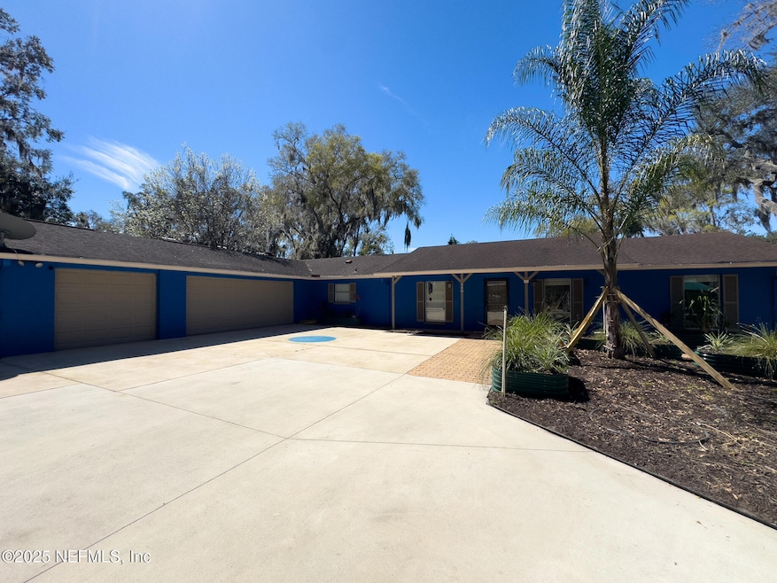 For Sale $724,500 • Co-Listing Agent