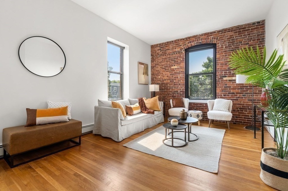 69 Harvey St unit 9, Cambridge, MA 02140 - photo 1