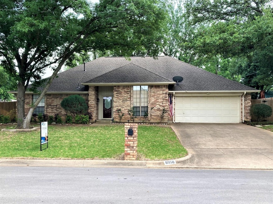 8958 Hialeah Cir N, North Richland Hills, TX 76182 - photo 1