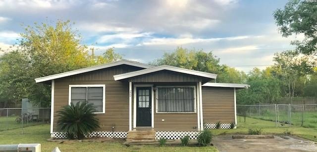 220 Samoa Dr, Weslaco, TX 78596 - photo 1