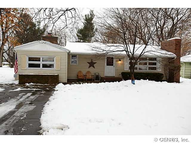 Exterior Front Welcome to 129 Brookview Dr!