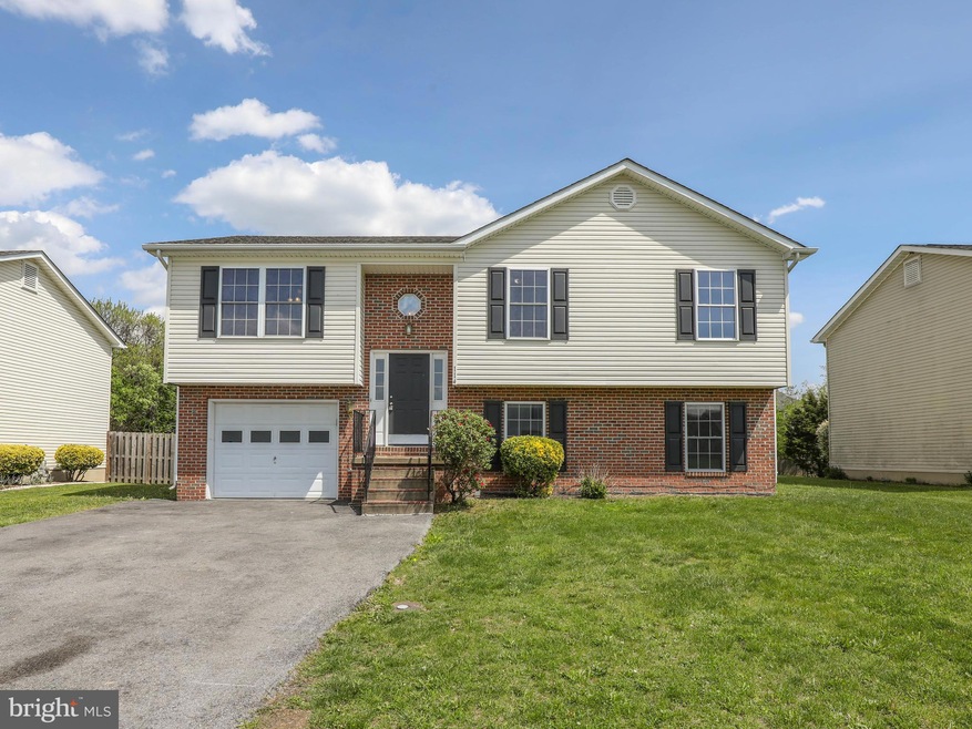 114 Nature Dr, Stephens City, VA 22655 - photo 1