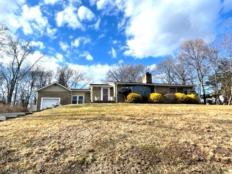 21 Nassau Ct, Branchburg, NJ 08876 - photo 1