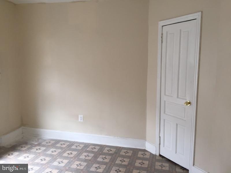 447 W Bringhurst St unit 2, Philadelphia, PA 19144 - photo 1