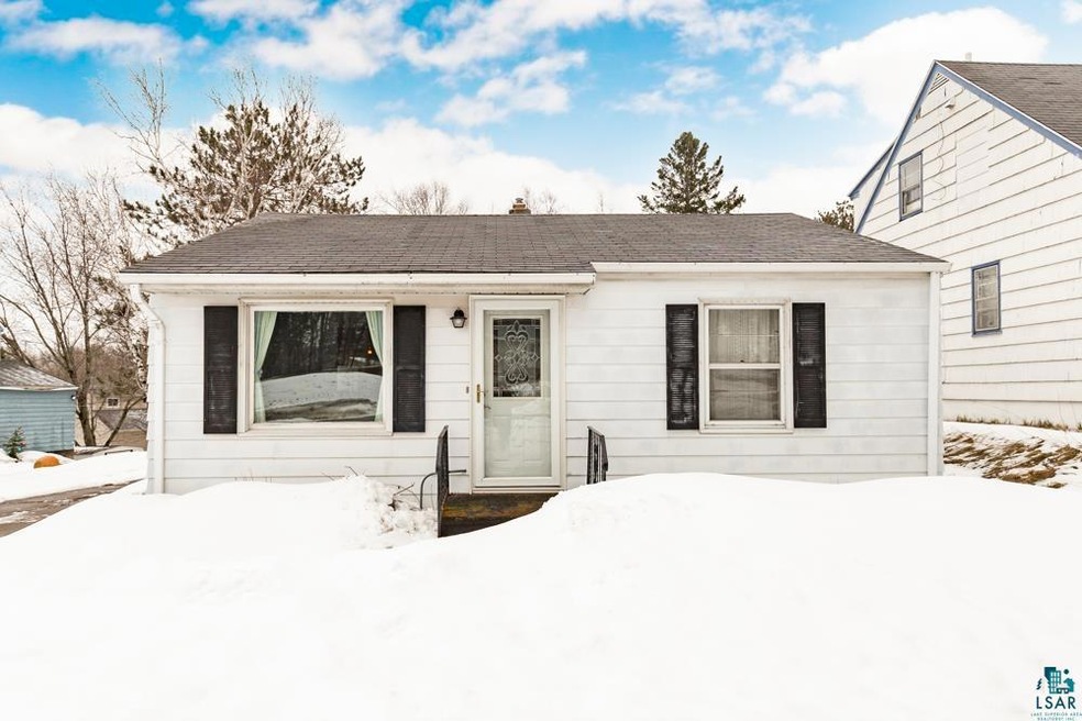 2334 Nanticoke St, Duluth, MN 55811 - photo 1