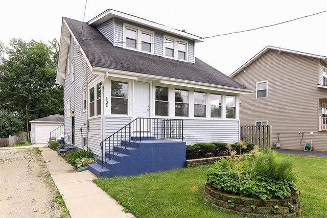 404 Crescent St, Wheaton, IL 60187 - photo 1