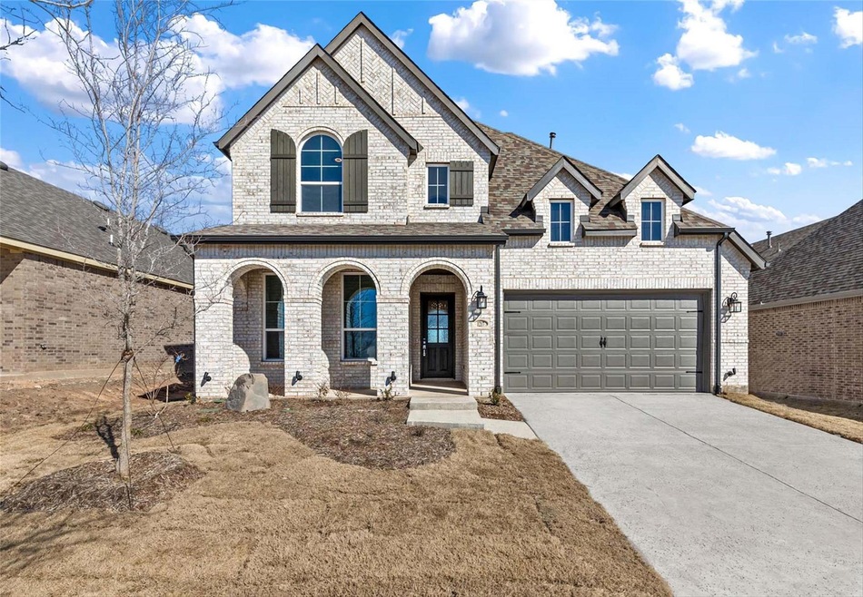 1217 Beach Blvd, Sherman, TX 75090 - photo 1