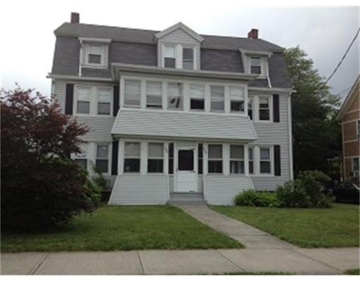 318 Springfield St, Chicopee, MA 01013 - photo 1