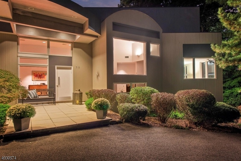 713 High Woods Dr, Franklin Lakes, NJ 07417 - photo 1