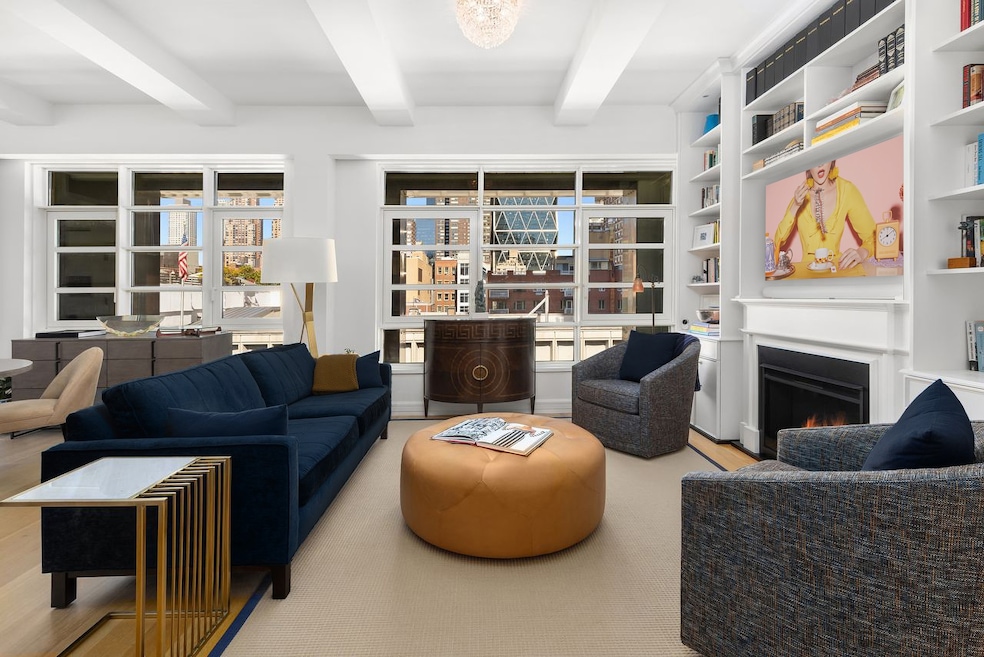 318 W 52nd St unit PHA, New York, NY 10019 - photo 1