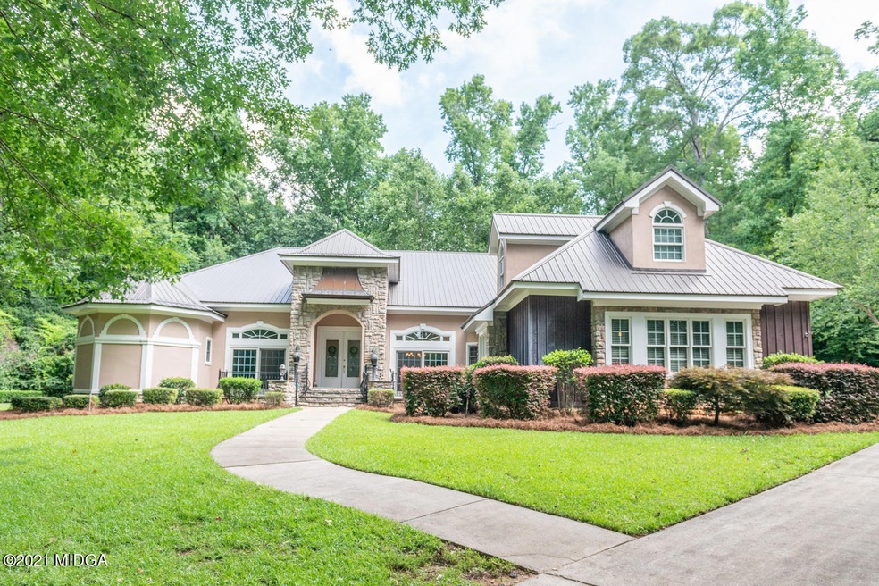 2461 Wesleyan Dr N, Macon, GA 31210 - photo 1