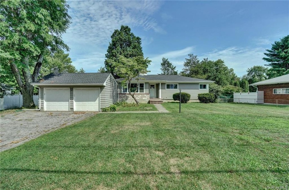 121 Spackenkill Rd, Poughkeepsie, NY 12603 - photo 1