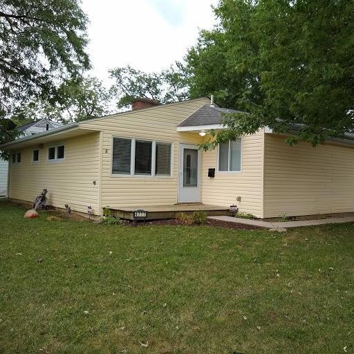 Front of 4777 Amesbury Way
