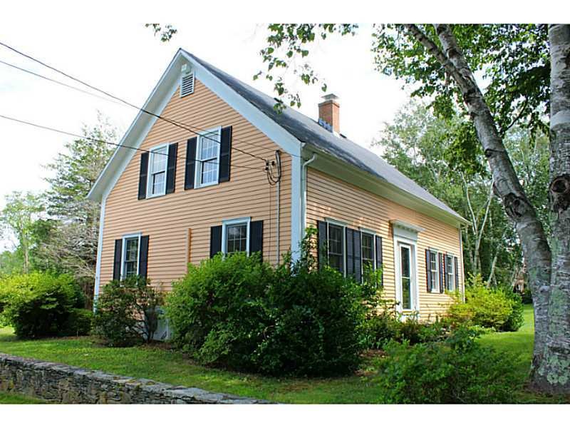 11 Laurel Ln, Warren, RI 02885 - photo 1