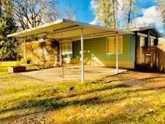 9606 Old Stage Rd, Central Point, OR 97502 - photo 1