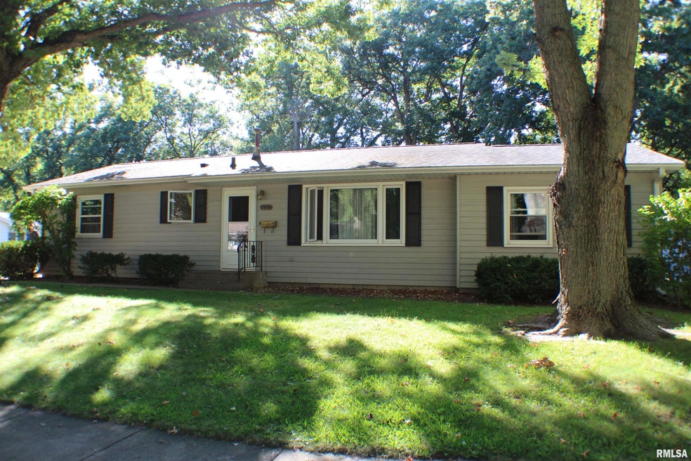 2817 2nd St, Moline, IL 61265 - photo 1