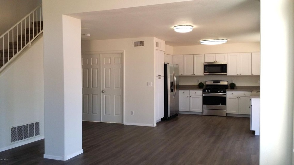 Kitchen 2 (unfurnished)