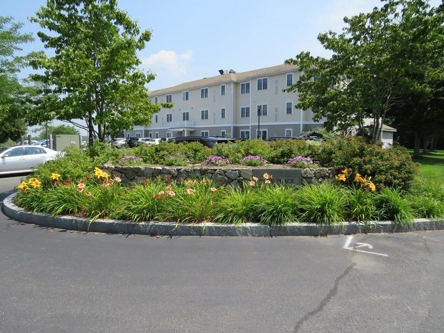 545 Page St unit 206, Stoughton, MA 02072 - photo 1