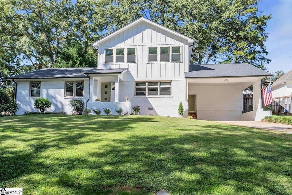 Under Contract $1,225,000 • Co-Listing Agent