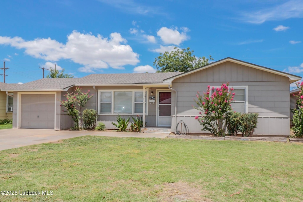 For Rent $1,275/month