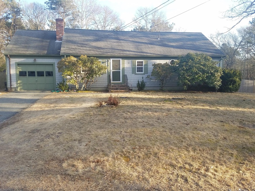 9 Pine View Dr, Cotuit, MA 02635 - photo 1
