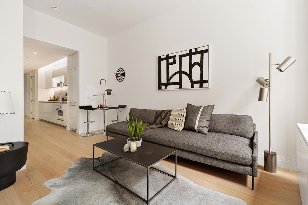 Sold $960,000 • Co-Listing Agent