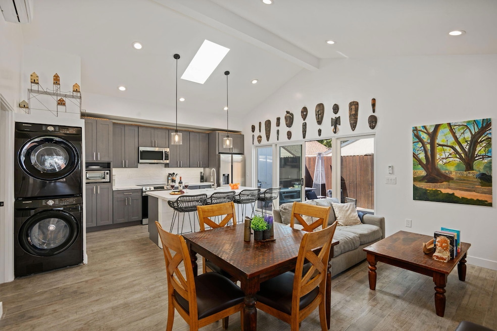 unlisted-address, Santa Barbara, CA 93101 - photo 1