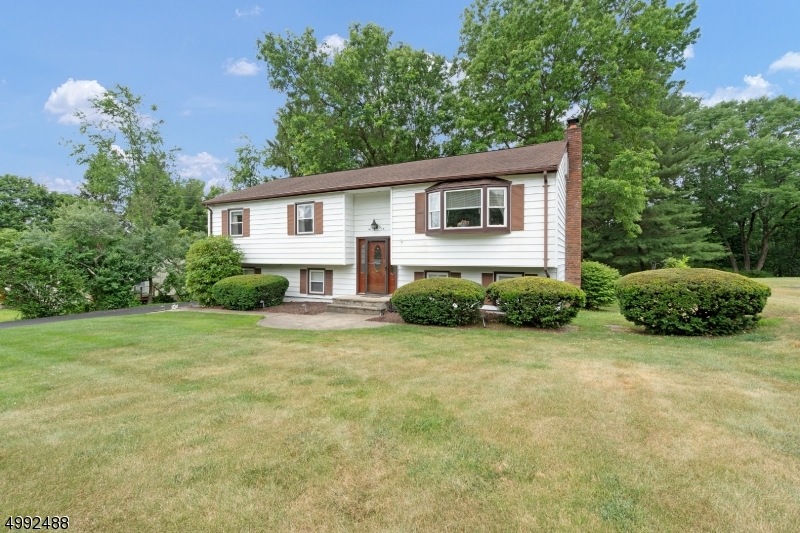 14 Elmwood Dr, Hackettstown, NJ 07840 - photo 1