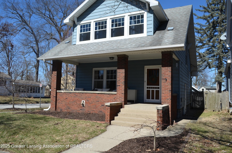 920 Braman St, Lansing, MI 48910 - photo 1