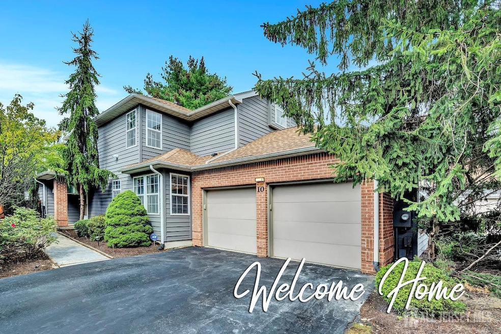 10 Sawgrass Ct, Monroe Township, NJ 08831 - photo 1