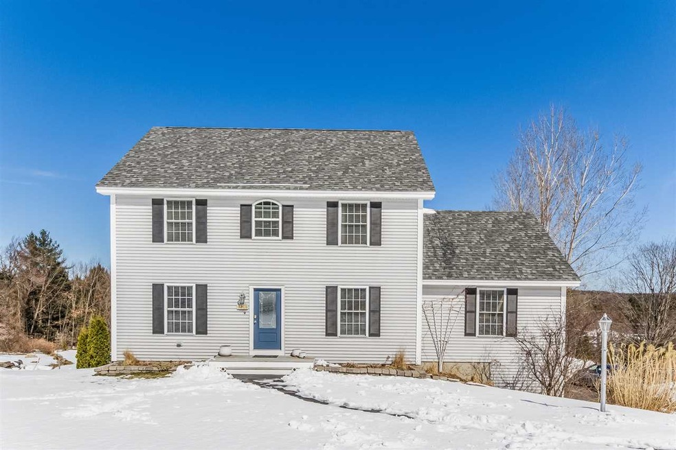 8 Tyler Dr, Goffstown, NH 03045 - photo 1