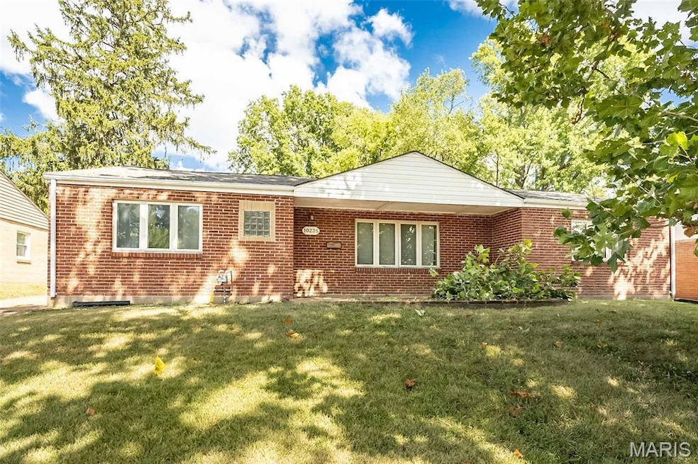 Pending $185,000 • Co-Listing Agent