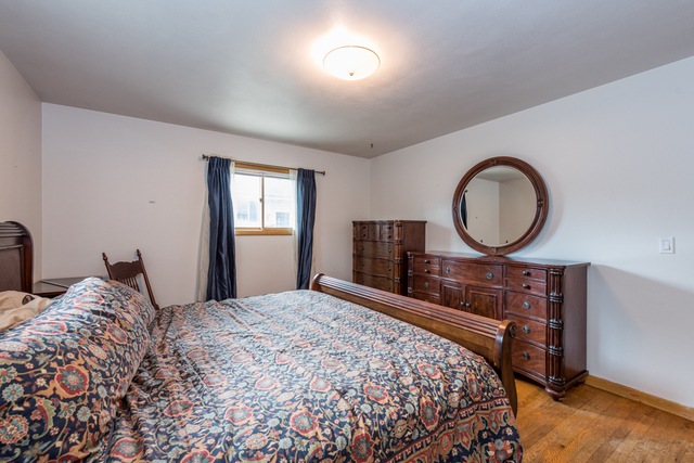 2031 N Jackson St, Waukegan, IL 60087 - photo 1