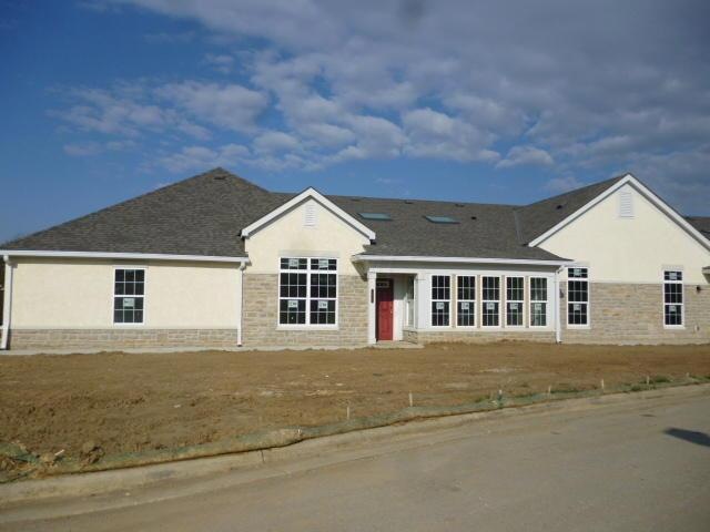 5935 Eiger Dr, Columbus, OH 43213 - photo 1