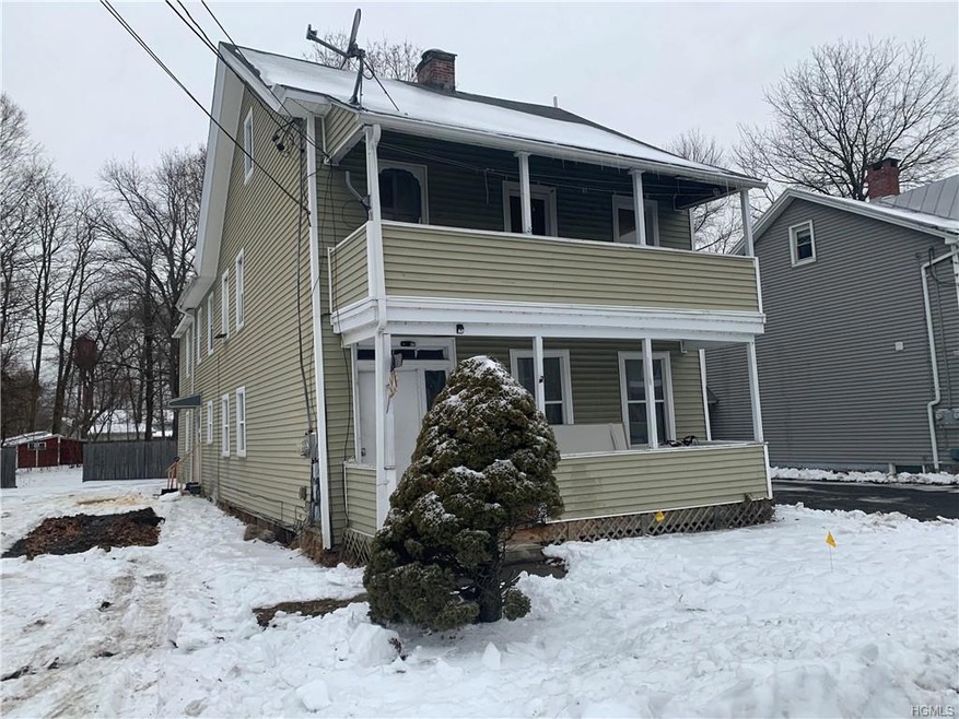 521 Church St unit 1st Floor, Pine Bush, NY 12566 - photo 1