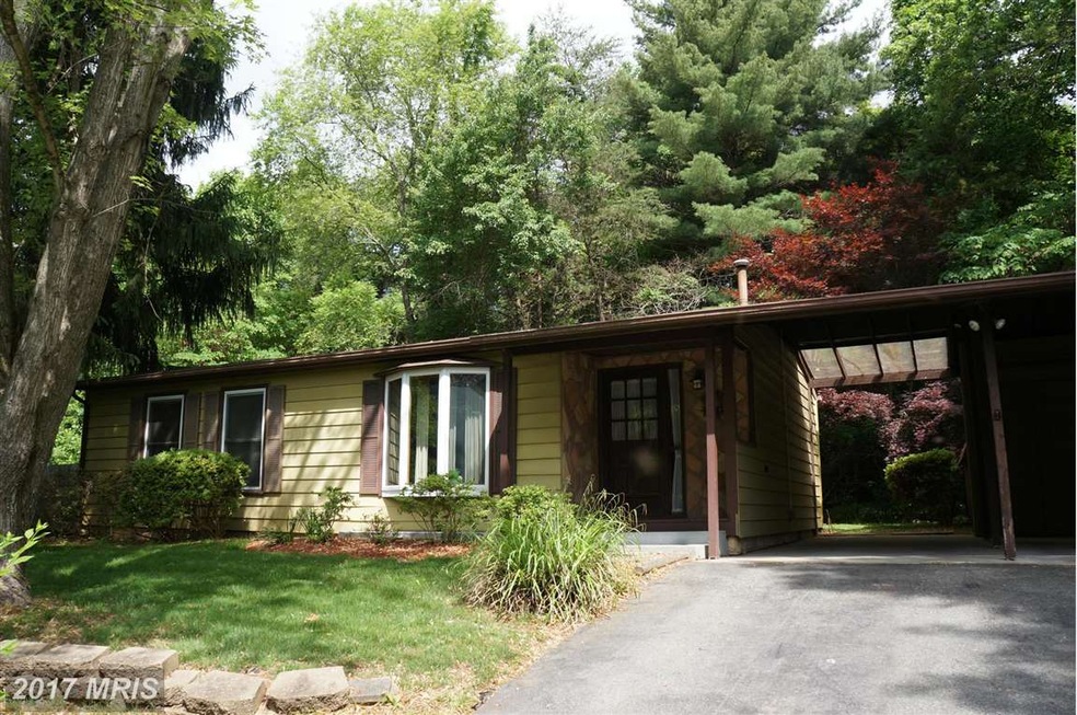 11601 Cherry Grove Dr, North Potomac, MD 20878 - photo 1